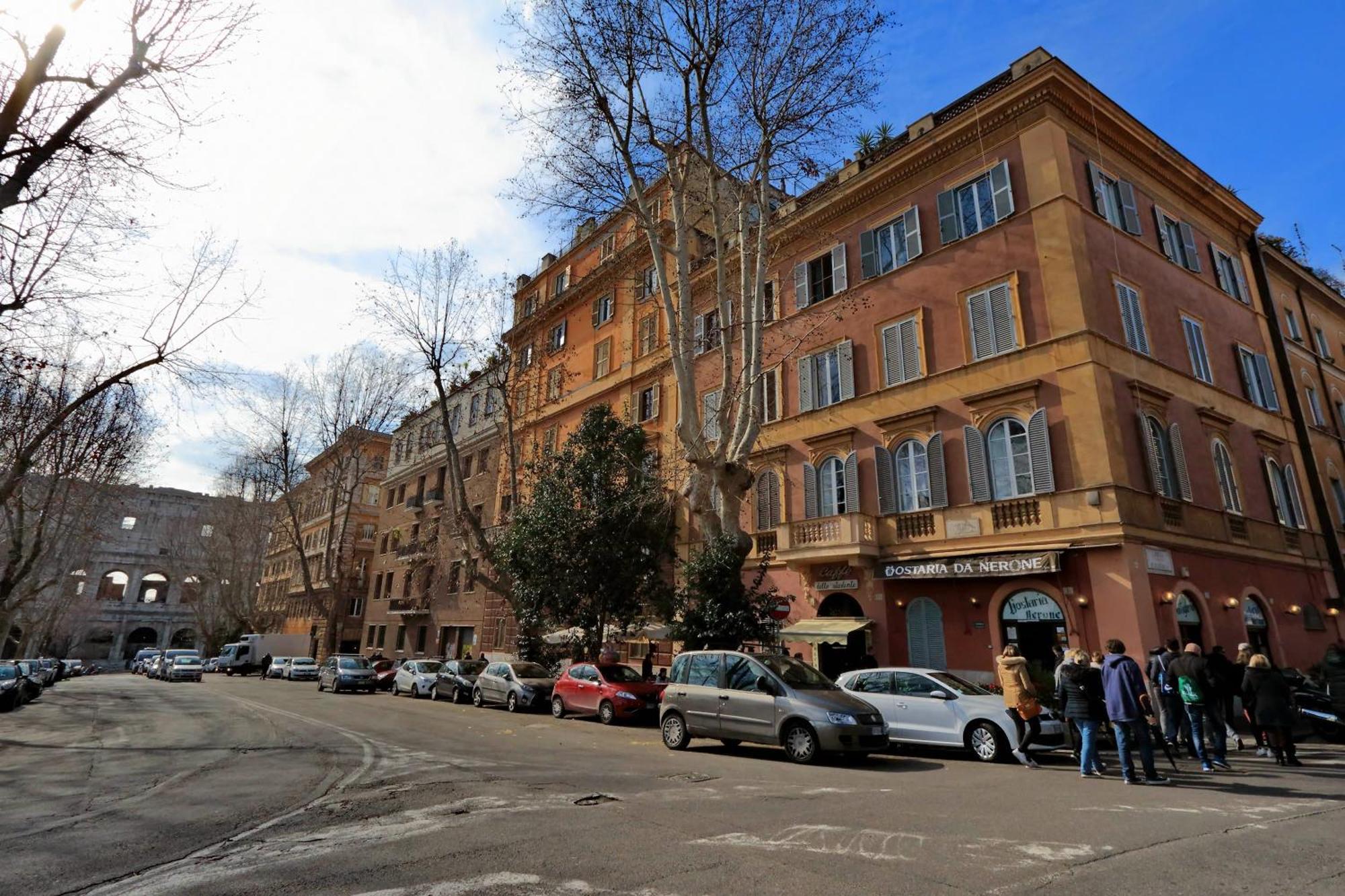 Dolce Casa Colosseo 1 - 2 Rome Luaran gambar